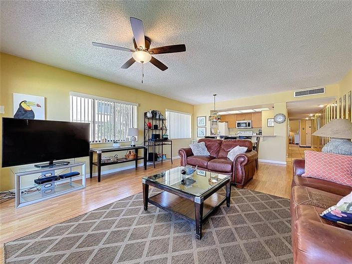 Image No.16-2 Bed Property for sale