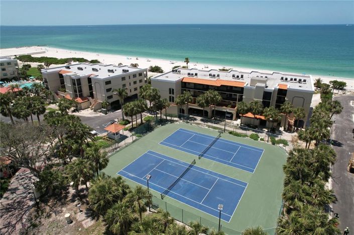 Image No.17-2 Bed Property for sale