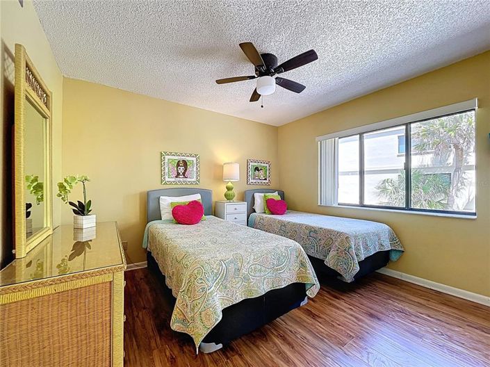 Image No.23-2 Bed Property for sale