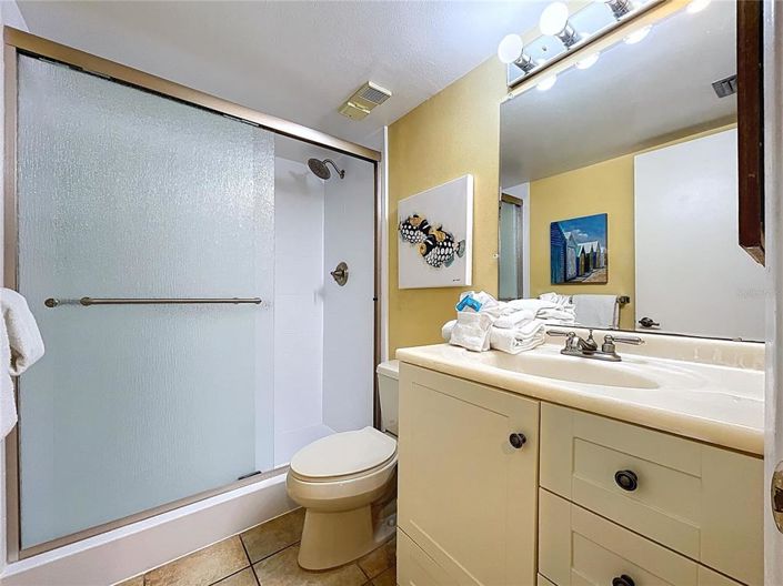 Image No.24-2 Bed Property for sale