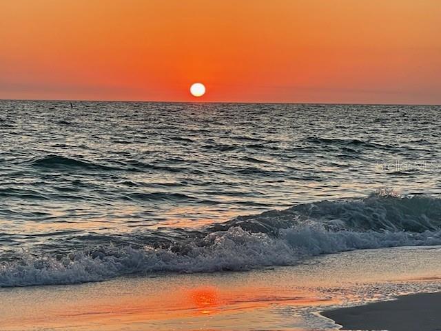 Image No.41-2 Bed Property for sale