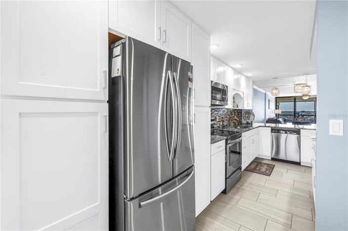 Image No.13-2 Bed Property for sale