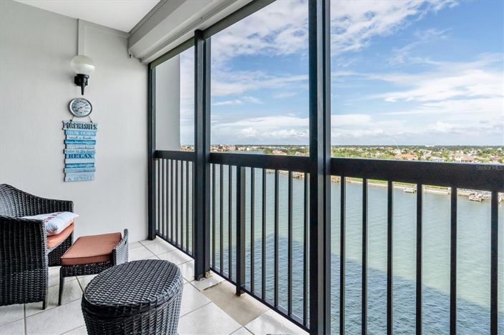 Image No.37-2 Bed Property for sale