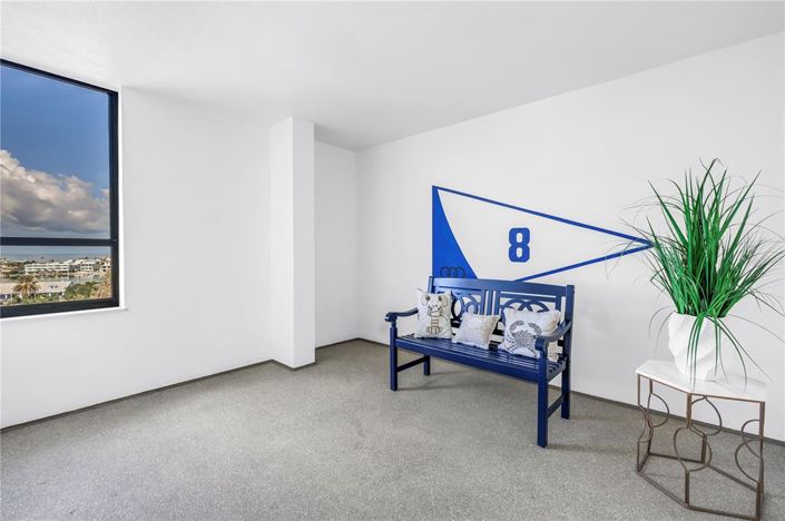 Image No.8-2 Bed Property for sale