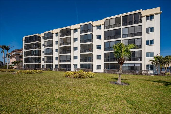 Image No.3-Propriété de 2 chambres à vendre à Sarasota