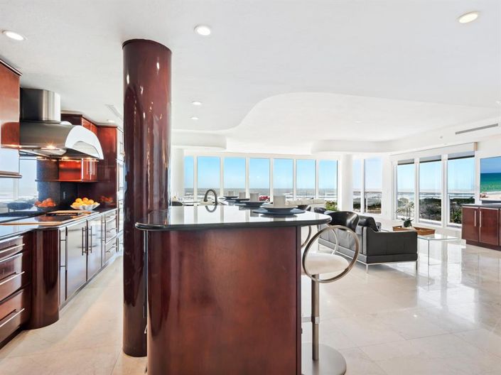 Image No.16-3 Bed Property for sale