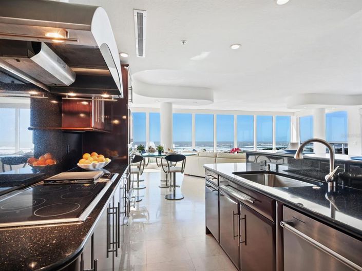 Image No.17-3 Bed Property for sale