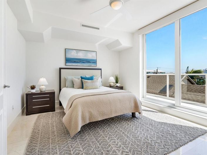 Image No.25-3 Bed Property for sale