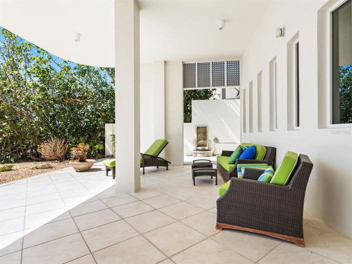 Image No.48-3 Bed Property for sale