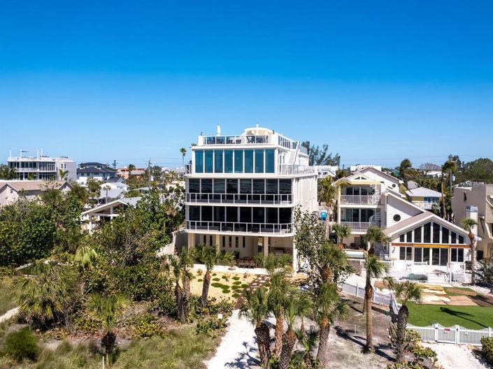 Image No.55-3 Bed Property for sale