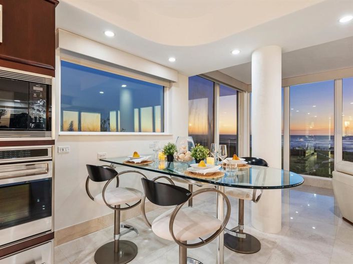 Image No.63-3 Bed Property for sale