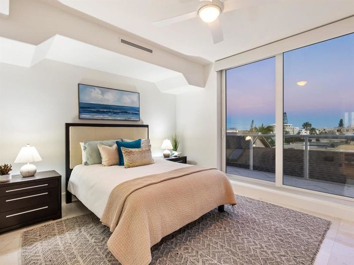 Image No.73-3 Bed Property for sale