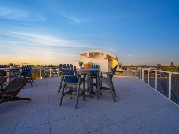 Image No.81-3 Bed Property for sale