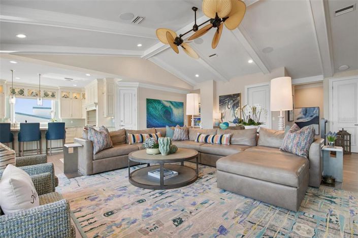 Image No.14-7 Bed Property for sale