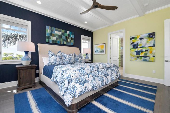 Image No.60-7 Bed Property for sale