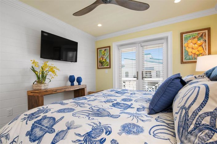 Image No.64-7 Bed Property for sale