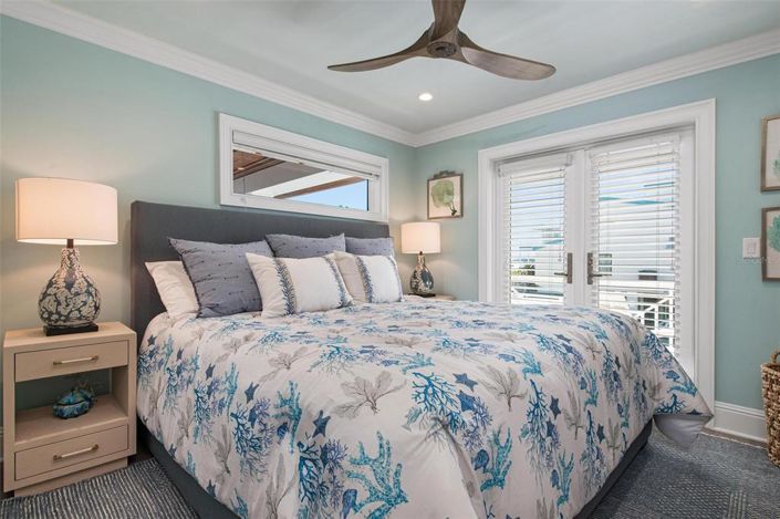 Image No.66-7 Bed Property for sale