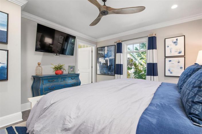 Image No.69-7 Bed Property for sale