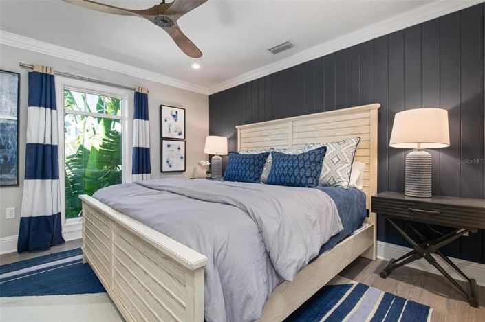 Image No.70-7 Bed Property for sale