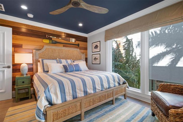 Image No.74-7 Bed Property for sale