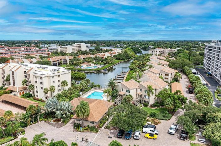 Image No.37-2 Bed Property for sale