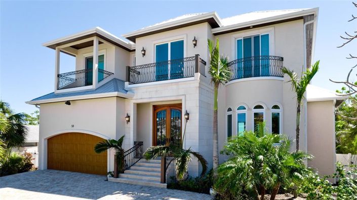 Image No.1-4 Bed Property for sale