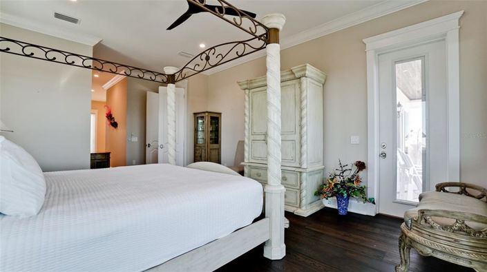 Image No.23-4 Bed Property for sale