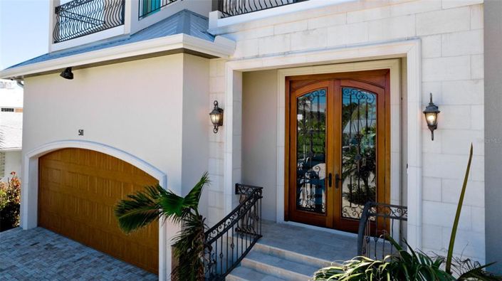 Image No.63-4 Bed Property for sale