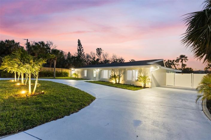 Image No.1-Propriété de 4 chambres à vendre à Sarasota