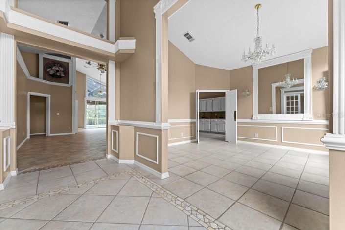 Image No.3-5 Bed Property for sale