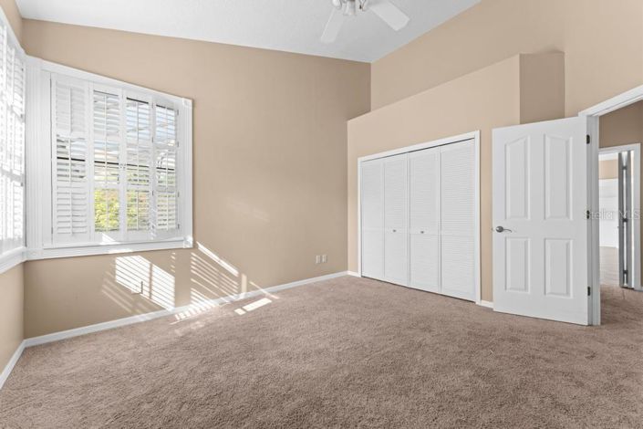 Image No.34-5 Bed Property for sale