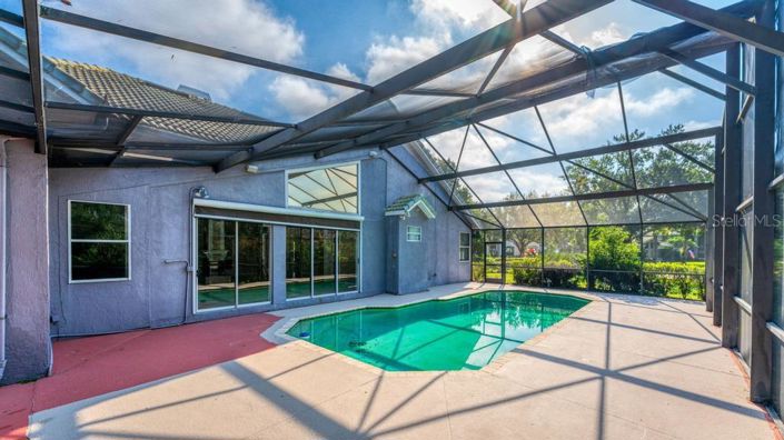 Image No.43-5 Bed Property for sale