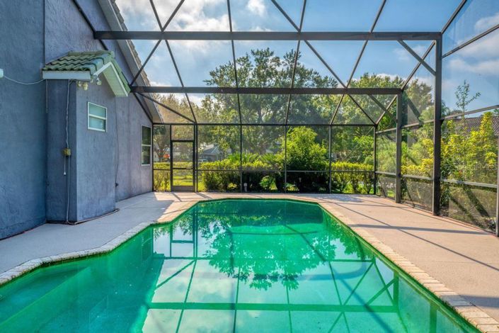 Image No.44-5 Bed Property for sale