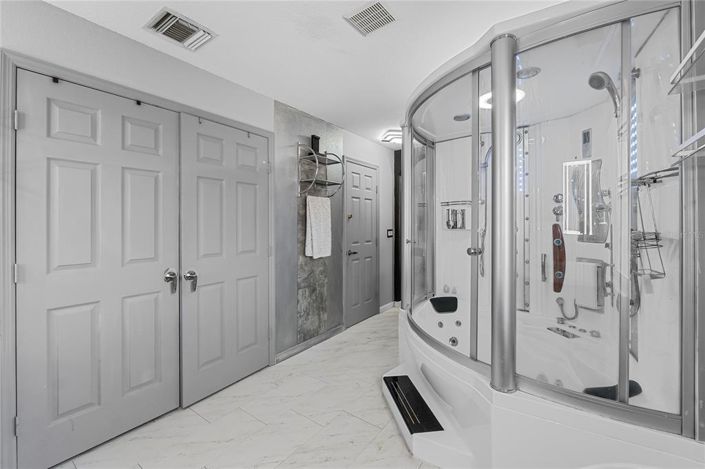 Image No.21-3 Bed Property for sale