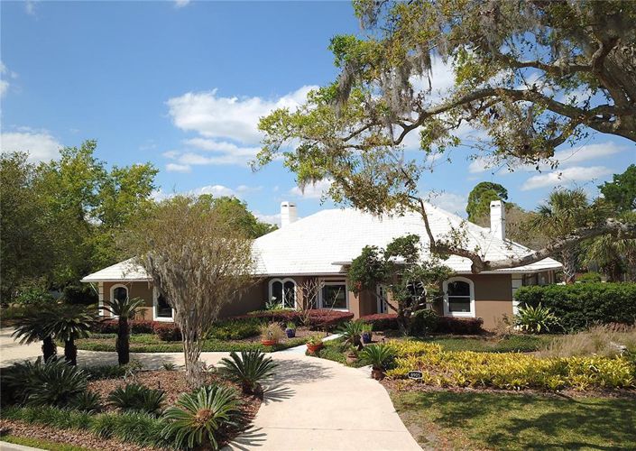 Image No.1-4 Bed Property for sale