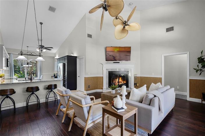 Image No.12-4 Bed Property for sale