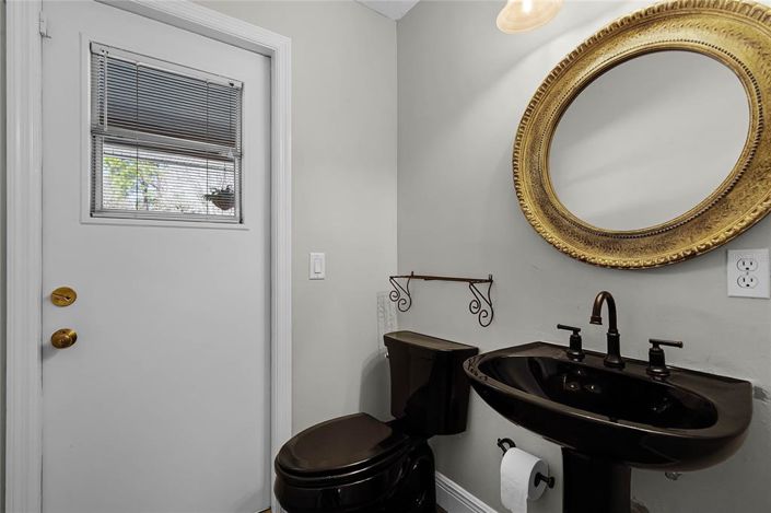 Image No.29-4 Bed Property for sale