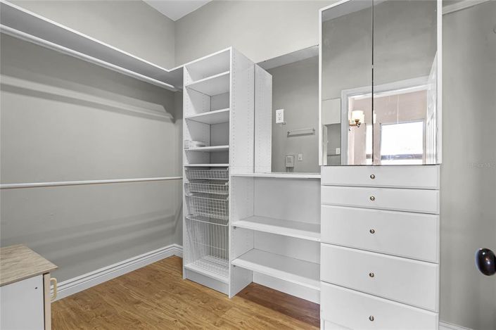 Image No.39-4 Bed Property for sale