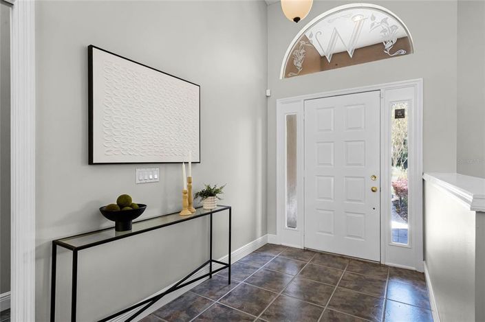 Image No.5-4 Bed Property for sale