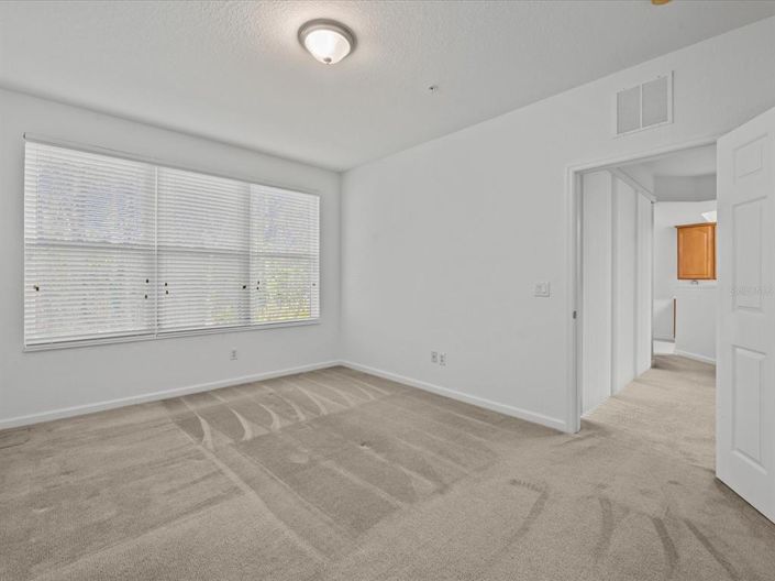 Image No.17-2 Bed Property for sale