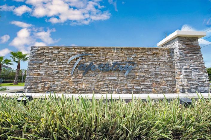 Image No.2-4 Bed Property for sale