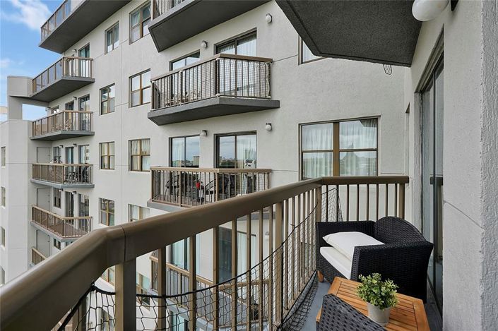 Image No.39-2 Bed Property for sale