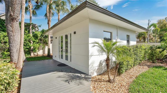 Image No.4-5 Bed Property for sale