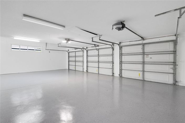 Image No.42-5 Bed Property for sale