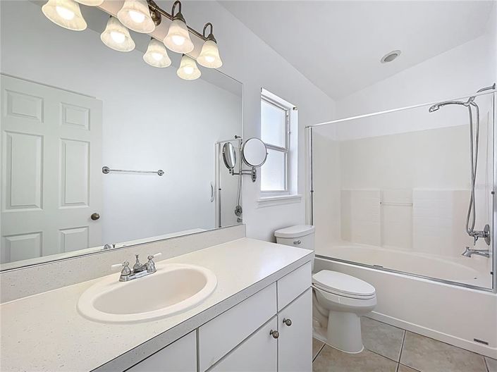 Image No.22-5 Bed Property for sale