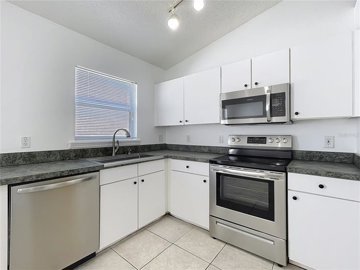 fa005713