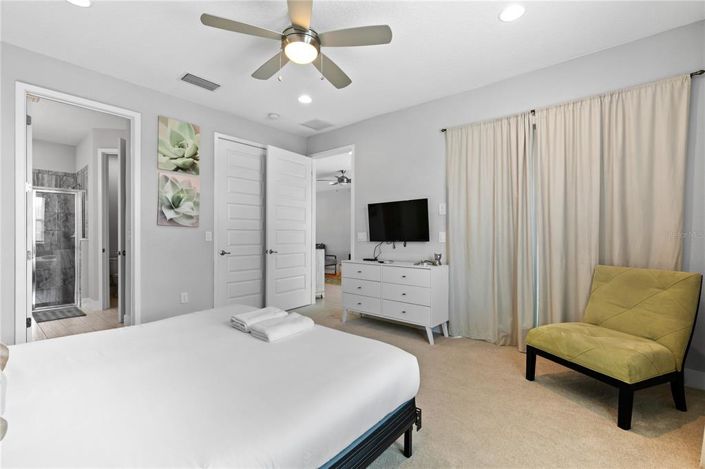 Image No.29-6 Bed Property for sale