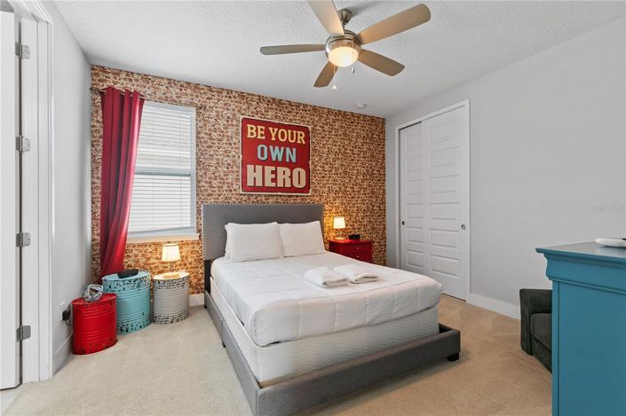 Image No.31-6 Bed Property for sale