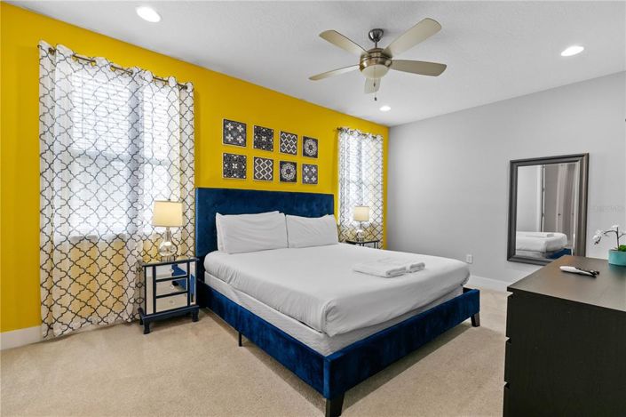 Image No.41-6 Bed Property for sale