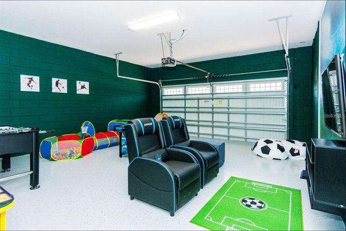 Image No.49-8 Bed Property for sale